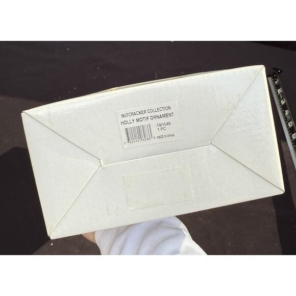 Fitz and Floyd Hand Painted Glass Nutcracker Holly Motif Ornament New In Box -S1 - Picture 6 of 8